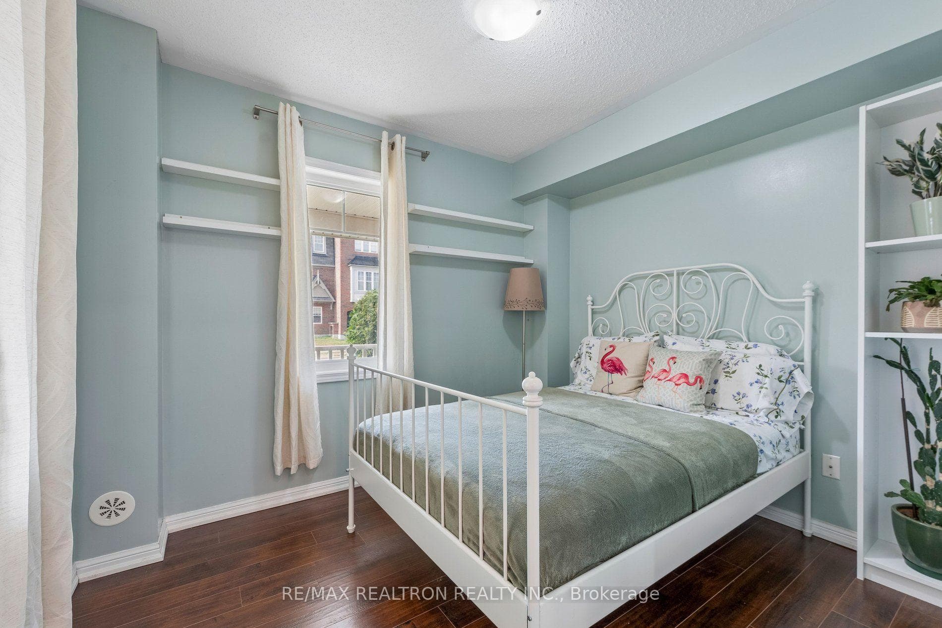800 Fowles Court photo 10