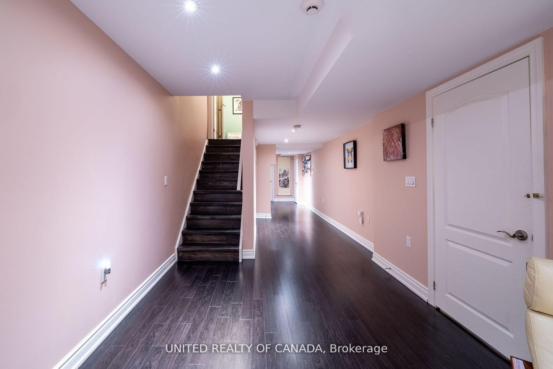 187 Southvale Drive photo 13