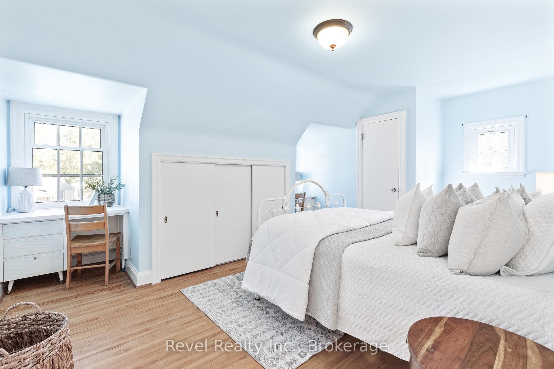 13 Sylvan Crescent photo 25