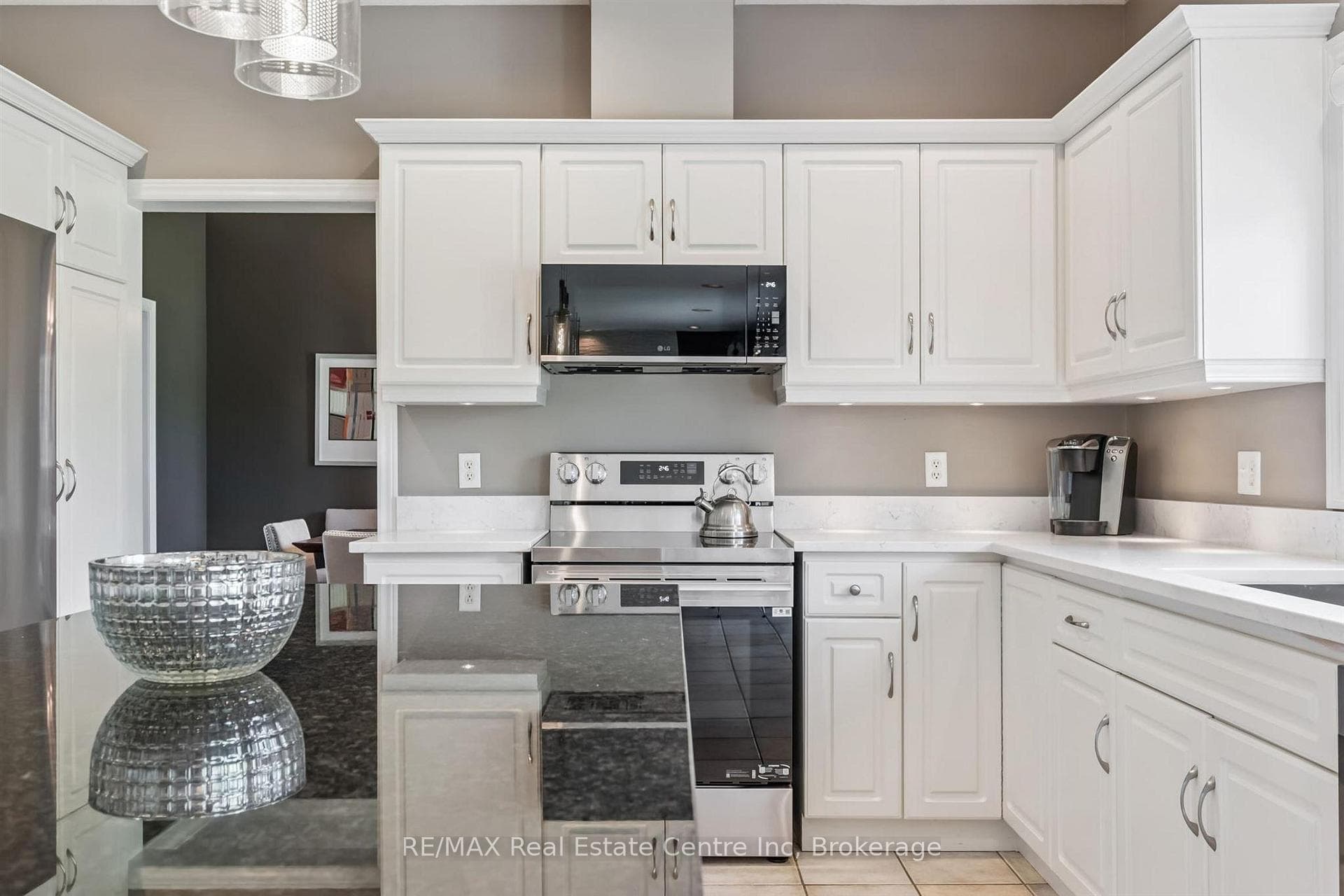 12 TELFER GLEN Street photo 12