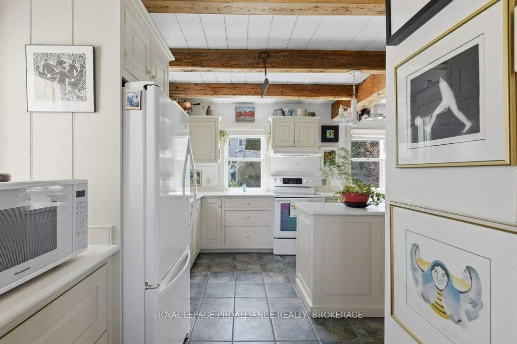 10 Drummond Street photo 16