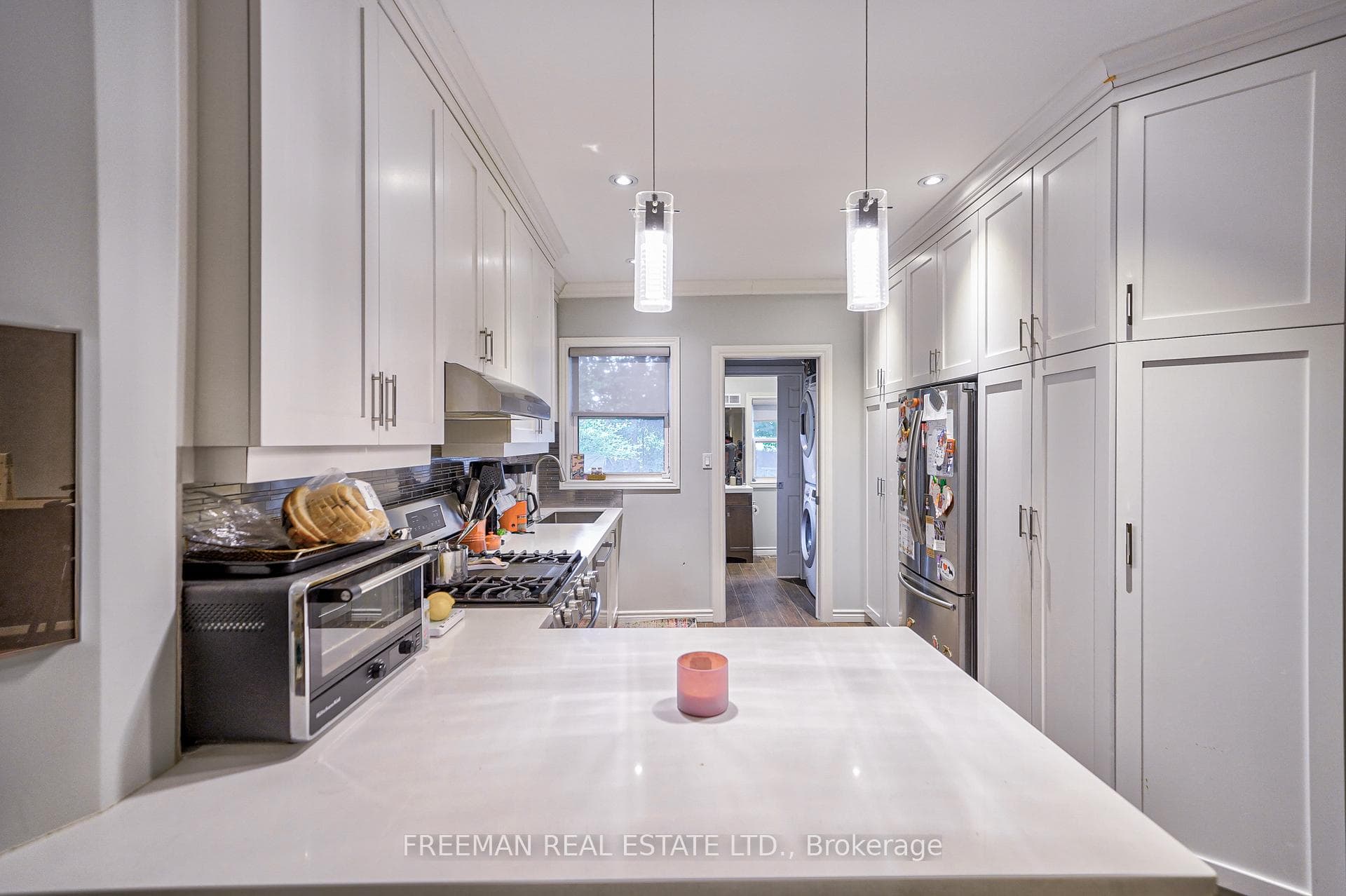 20 Greensides Avenue photo 5