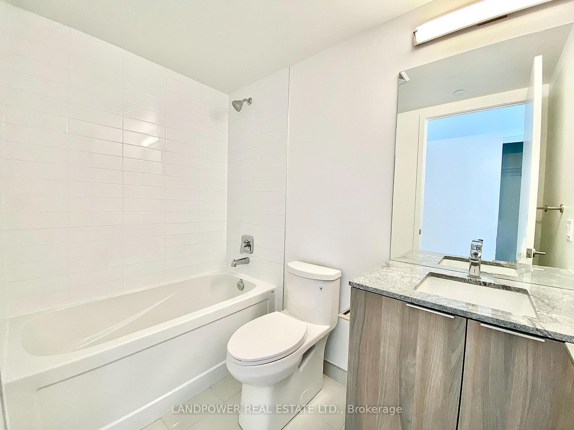 158 Front Street Unit 505 photo 11