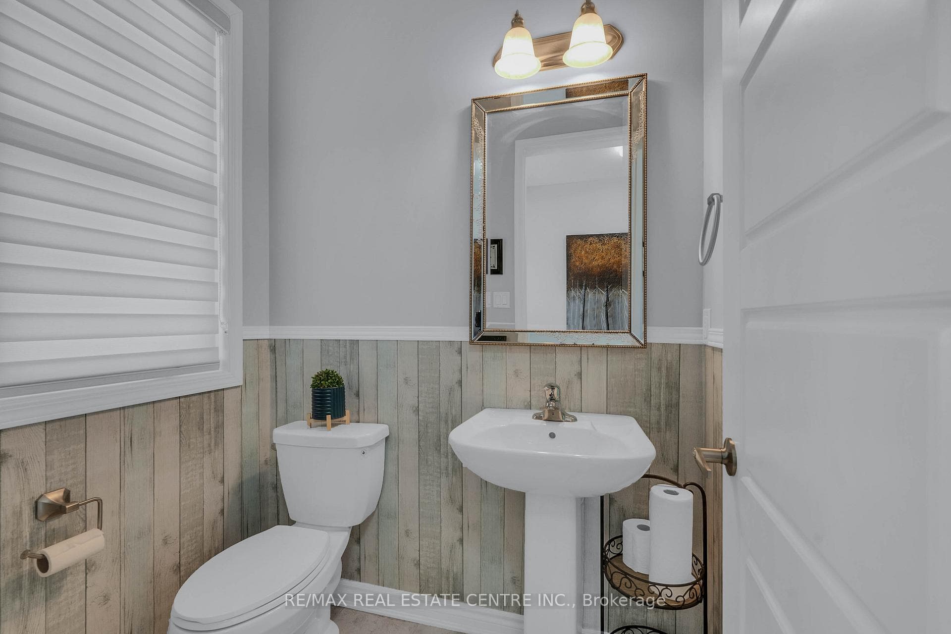 460 Equestrian Way photo 16