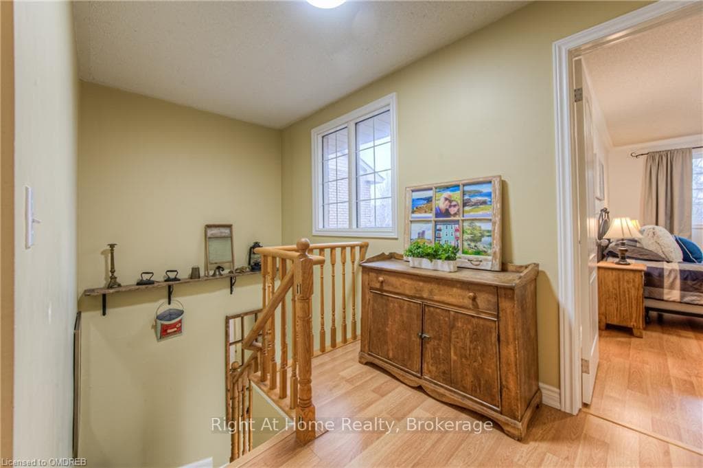 2440 NEW WOOD Drive photo 17