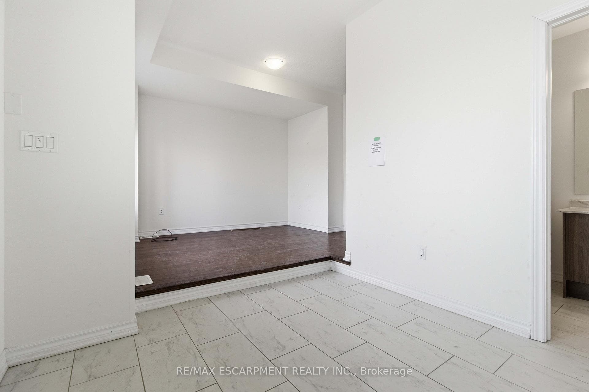 12230 McLaughlin Road photo 4