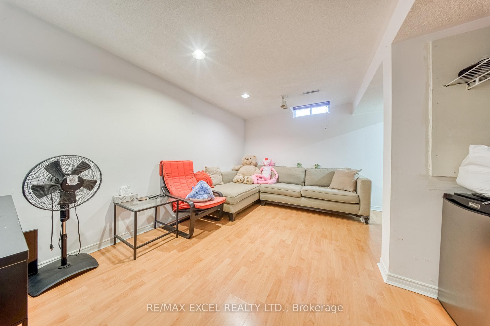 17 Sadlee Cove Crescent photo 27