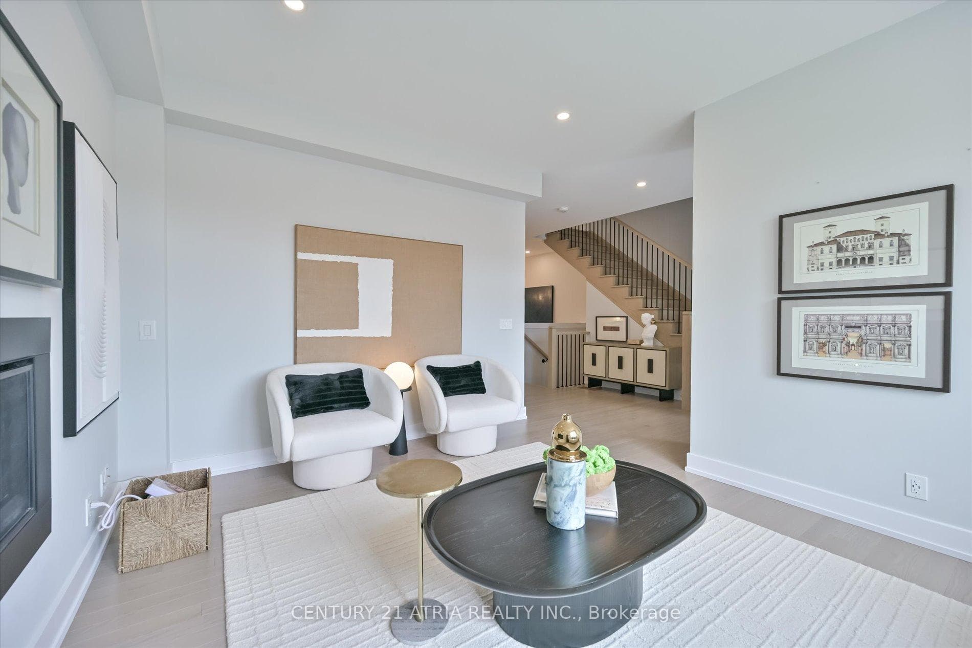 17 Kohn Lane photo 10