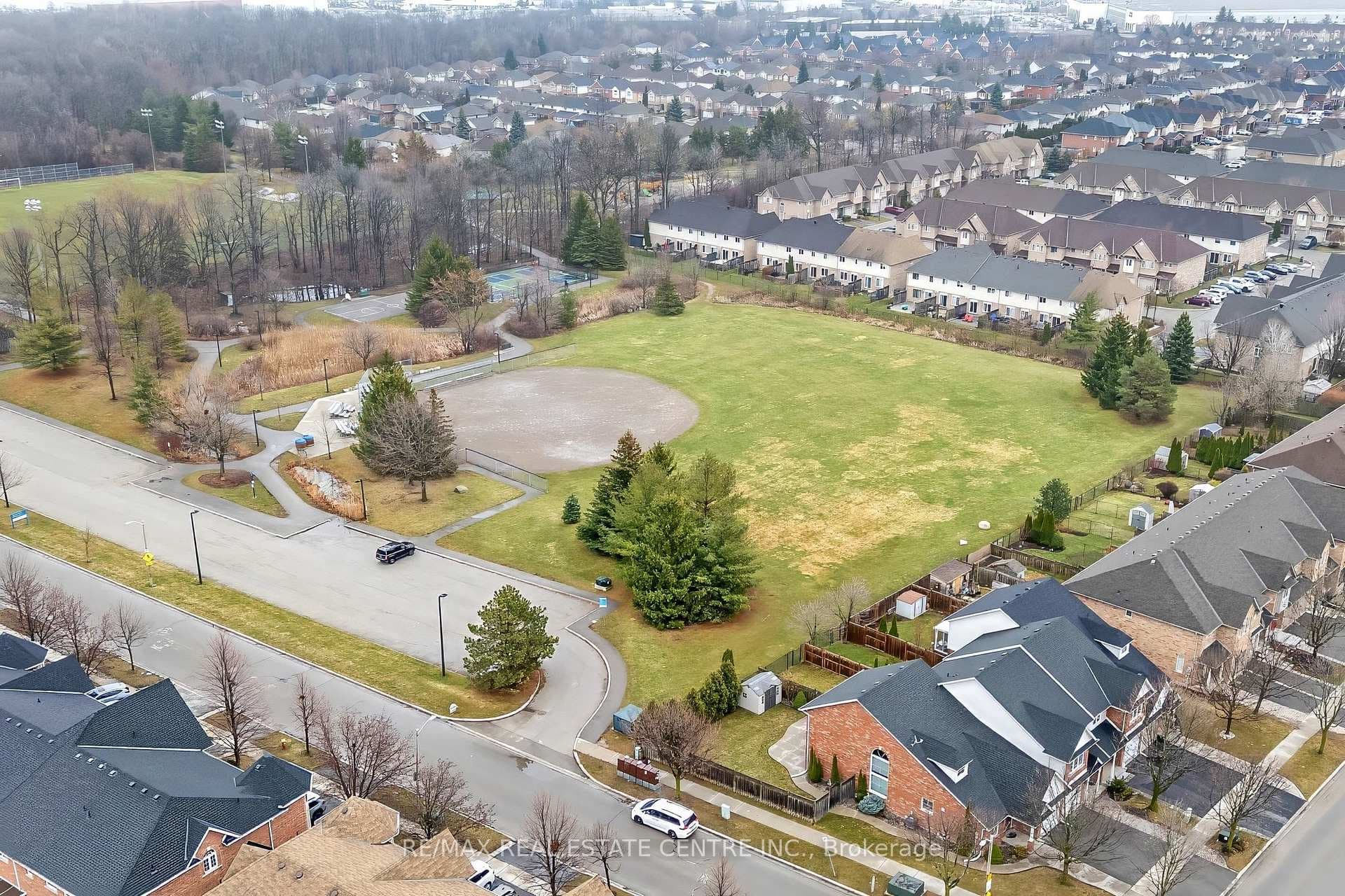 Close to parks, trails & greenspace