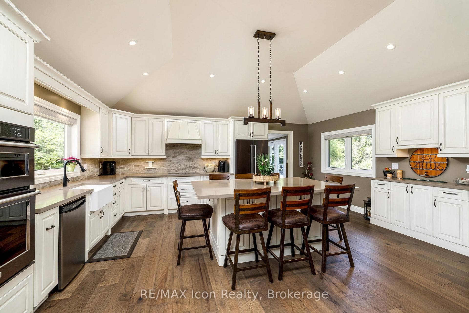 Chef-Inspired Kitchen