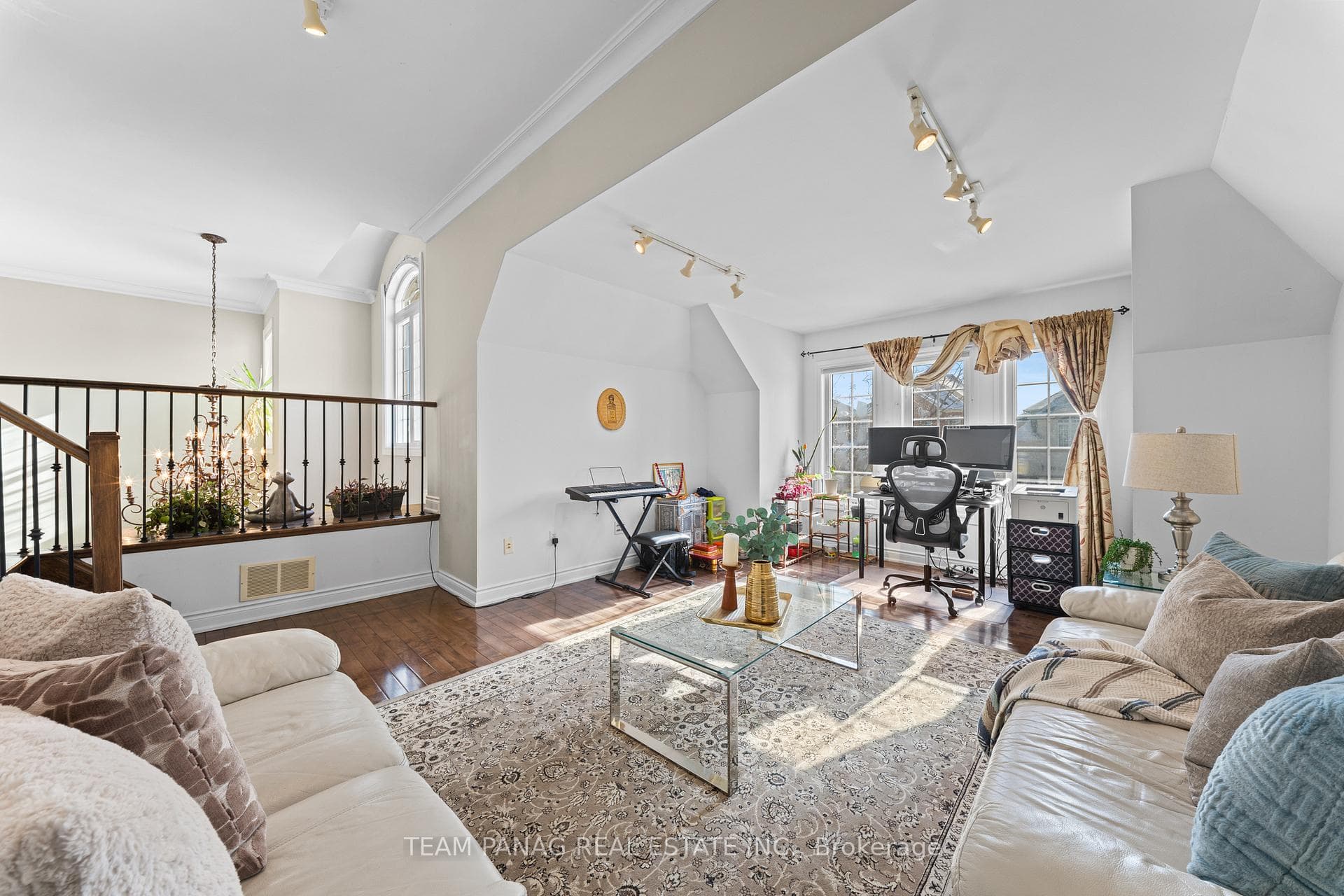 9 Sorbonne Drive photo 22