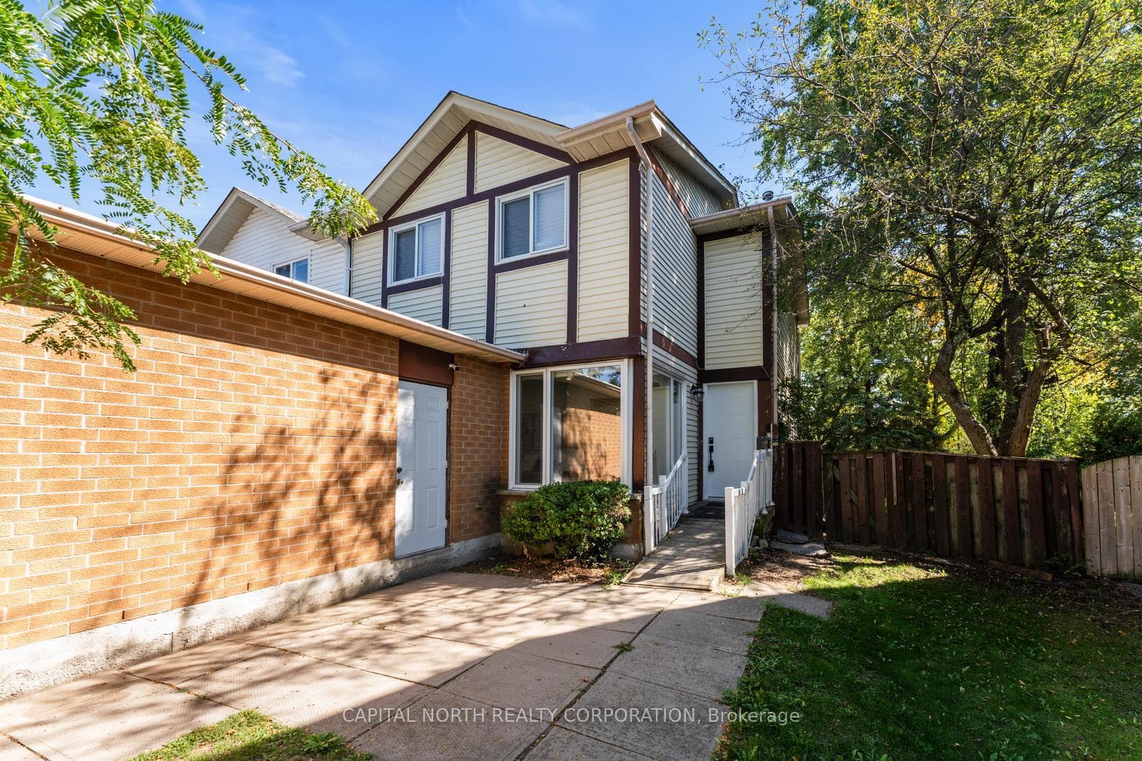 63 Pondtail Drive photo 4