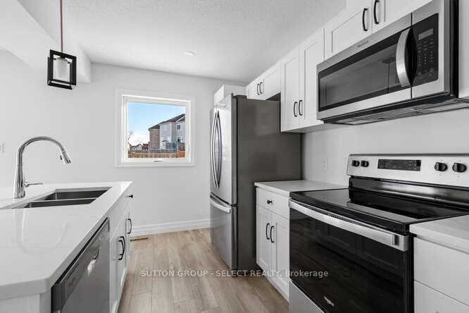 261 PITTOCK PARK Road Unit 15 photo 10