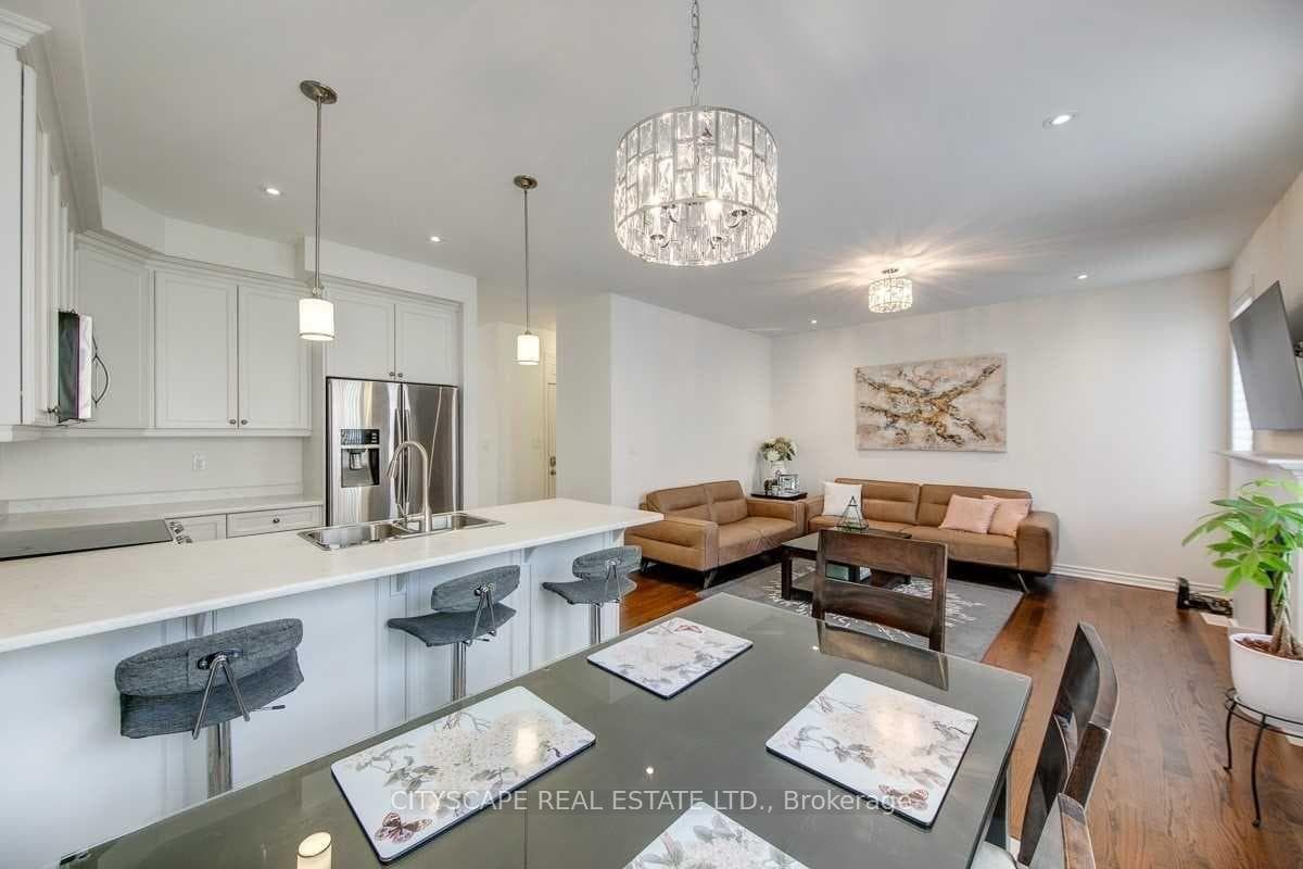 141 Hatt Court photo 10