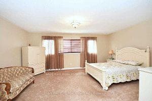 12 Traymore Street photo 8