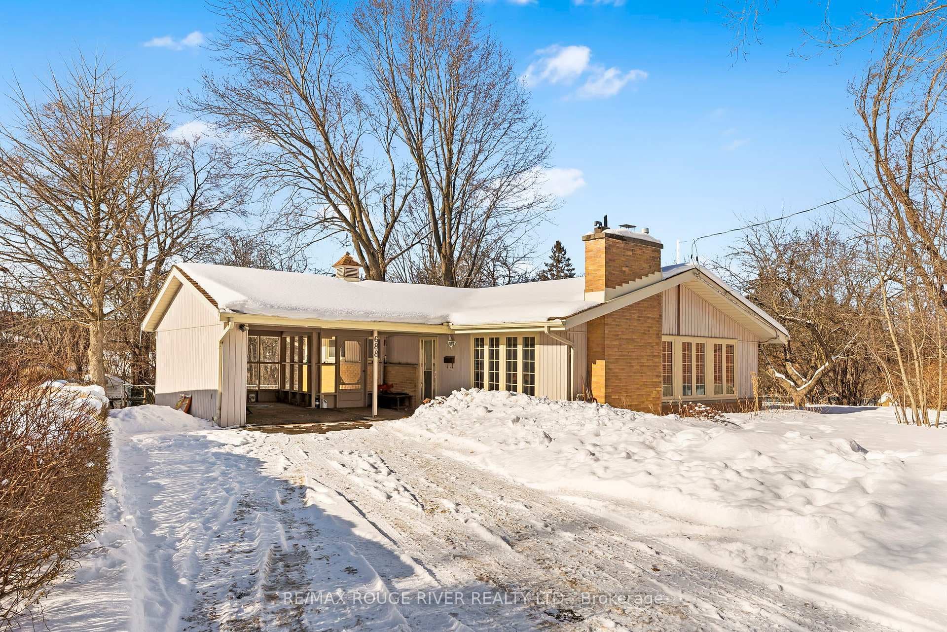688 Stannor Drive photo 1