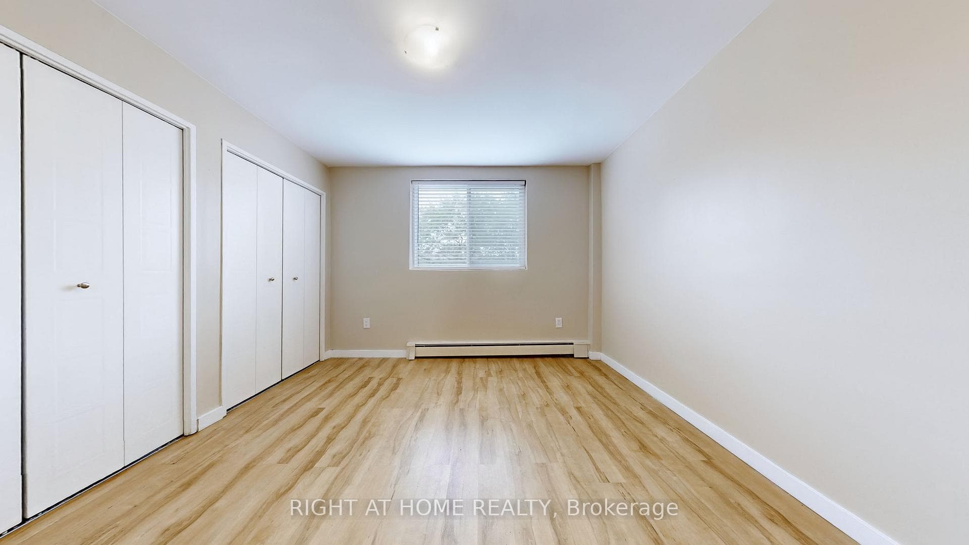 563 Mornington Avenue Unit 204 photo 16