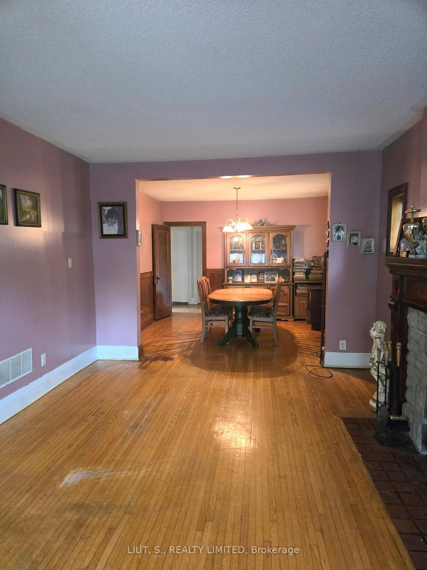 50 Gloucester Grove photo 11
