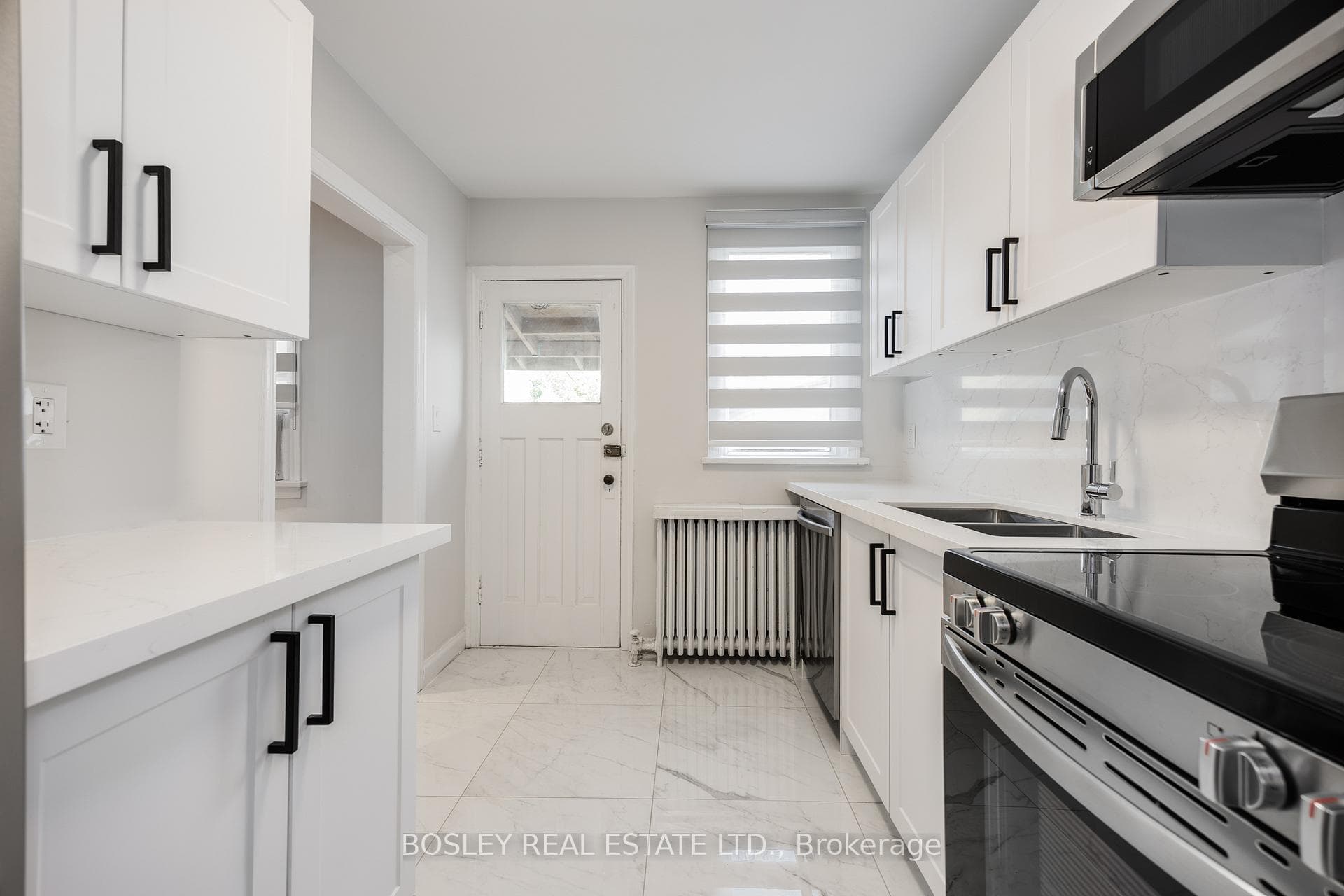 382 Merton Street photo 13