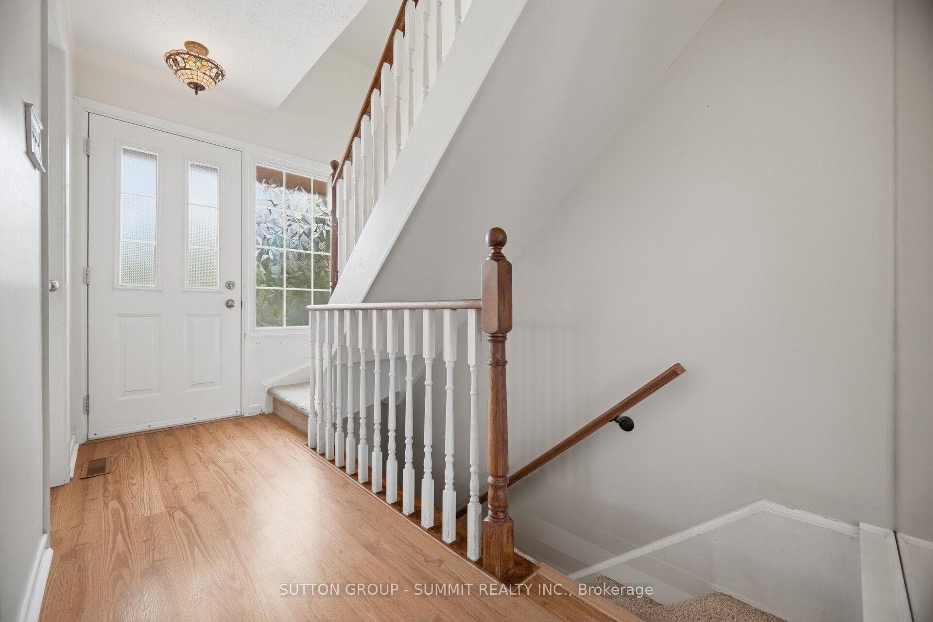 667 Green Meadow Crescent photo 33