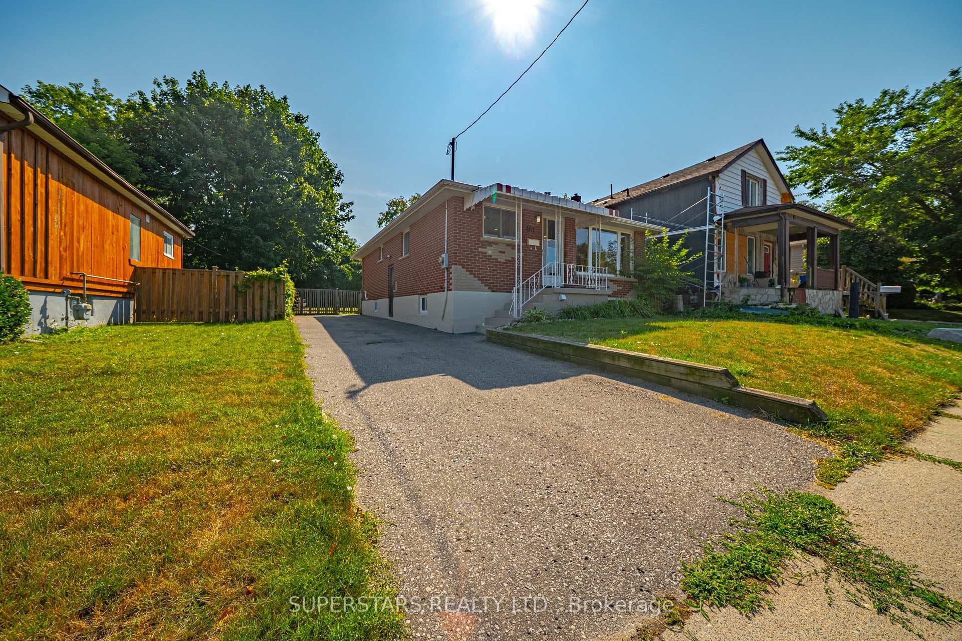 461 Cromwell Avenue photo 38