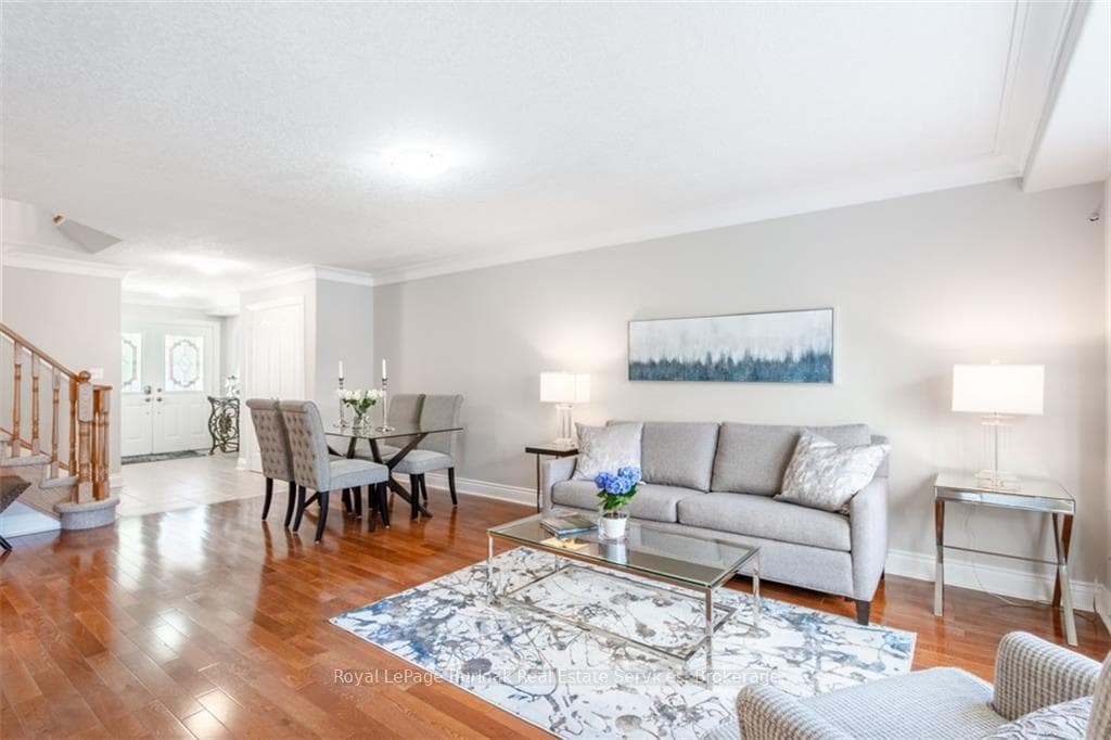 5269 Nova Crescent photo 13
