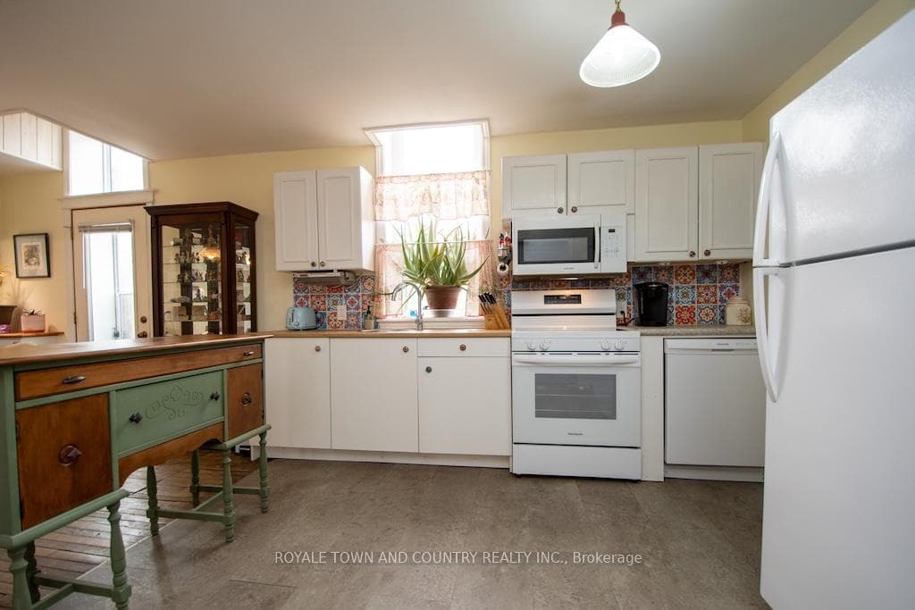 1404 Sturgeon Road photo 16