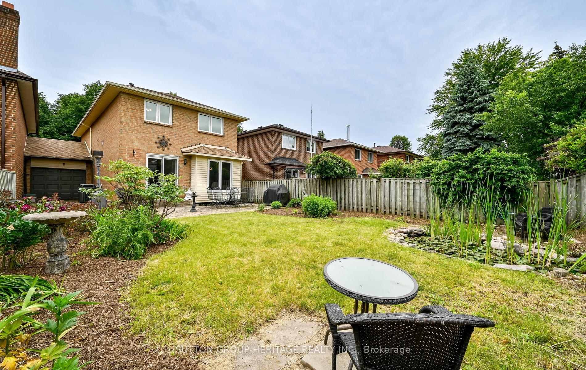 26 Fearn Crescent photo 43