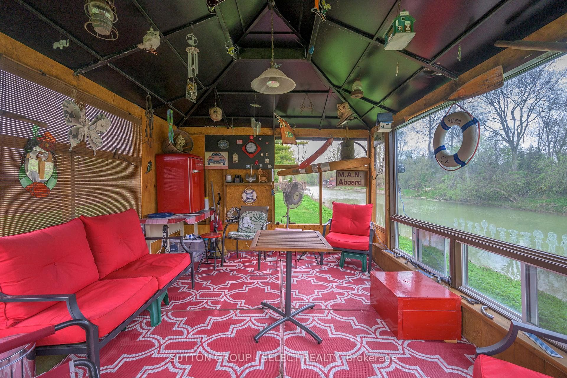 8444 Lazy Lane photo 32