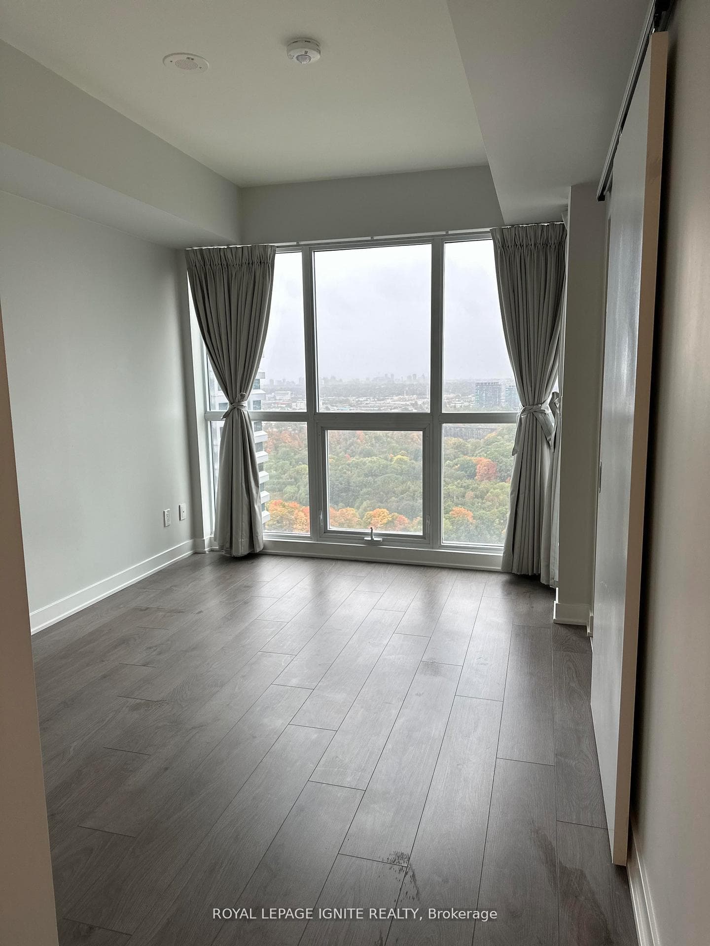 2 Sonic Way Unit 2612 photo 4
