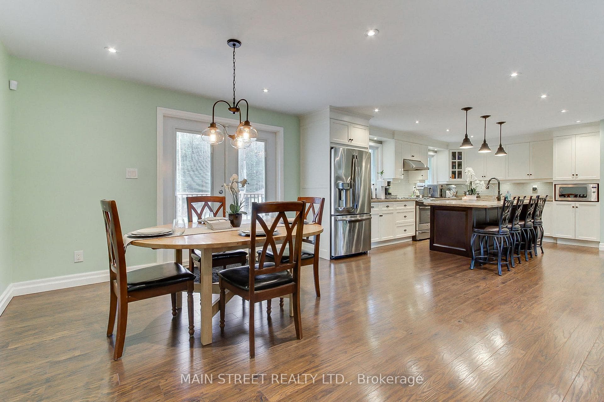 52 Maple Avenue photo 11