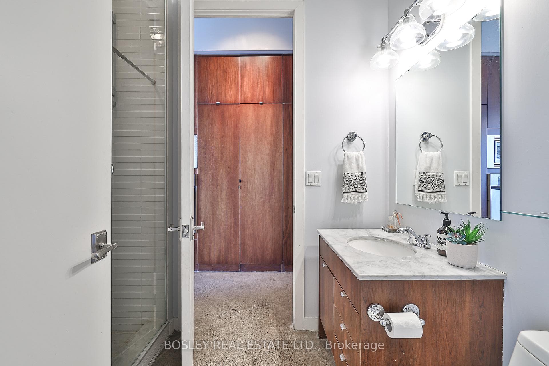23 Brant Street Unit 1005 photo 39