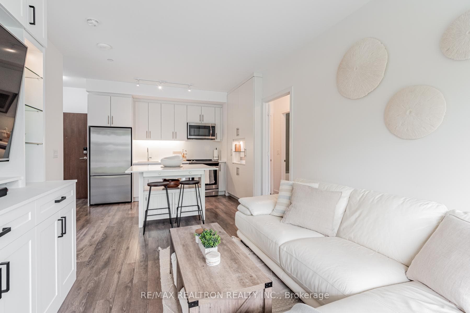 333 Sea Ray Avenue Unit D106 photo 9