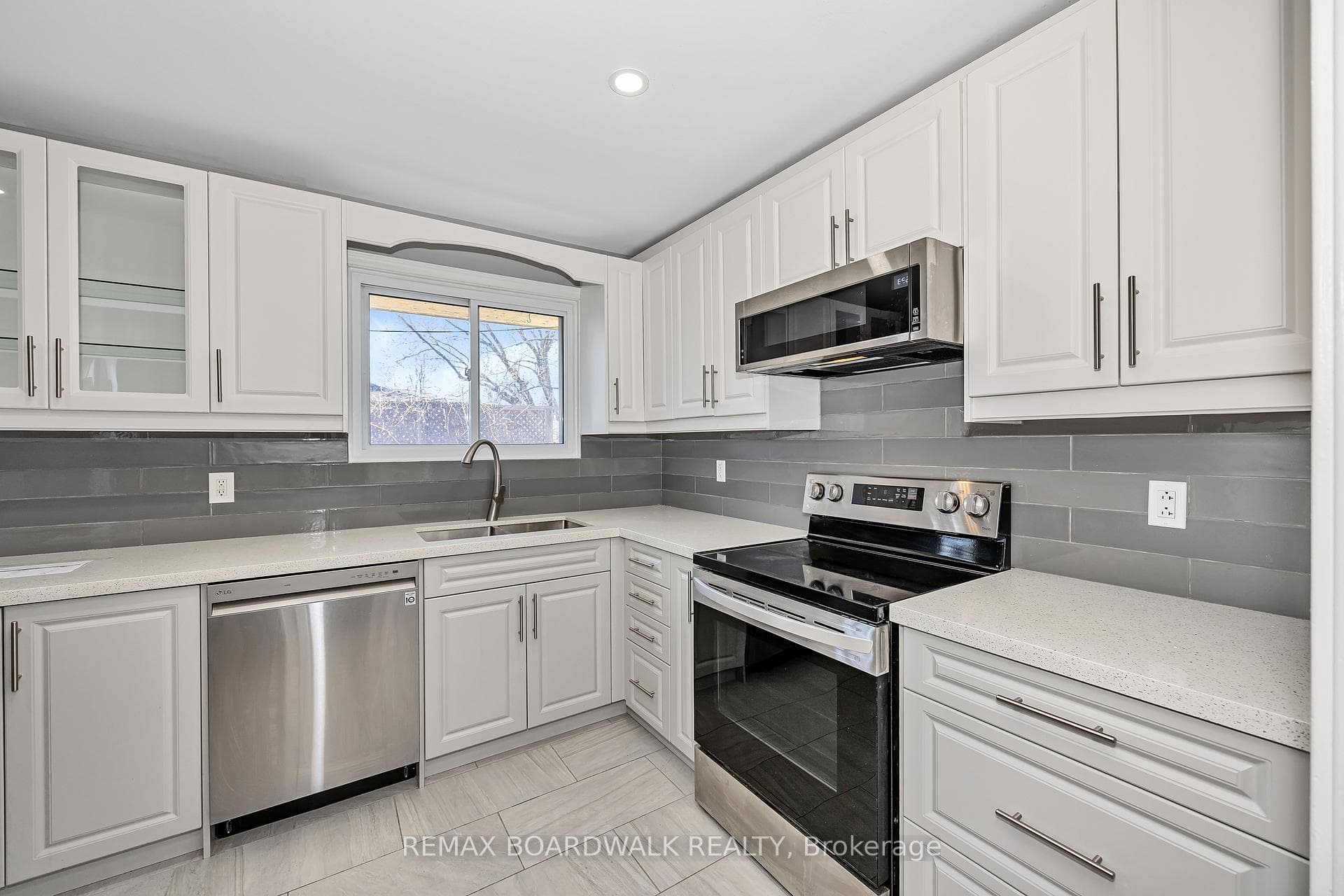 956 Garwood Avenue photo 10