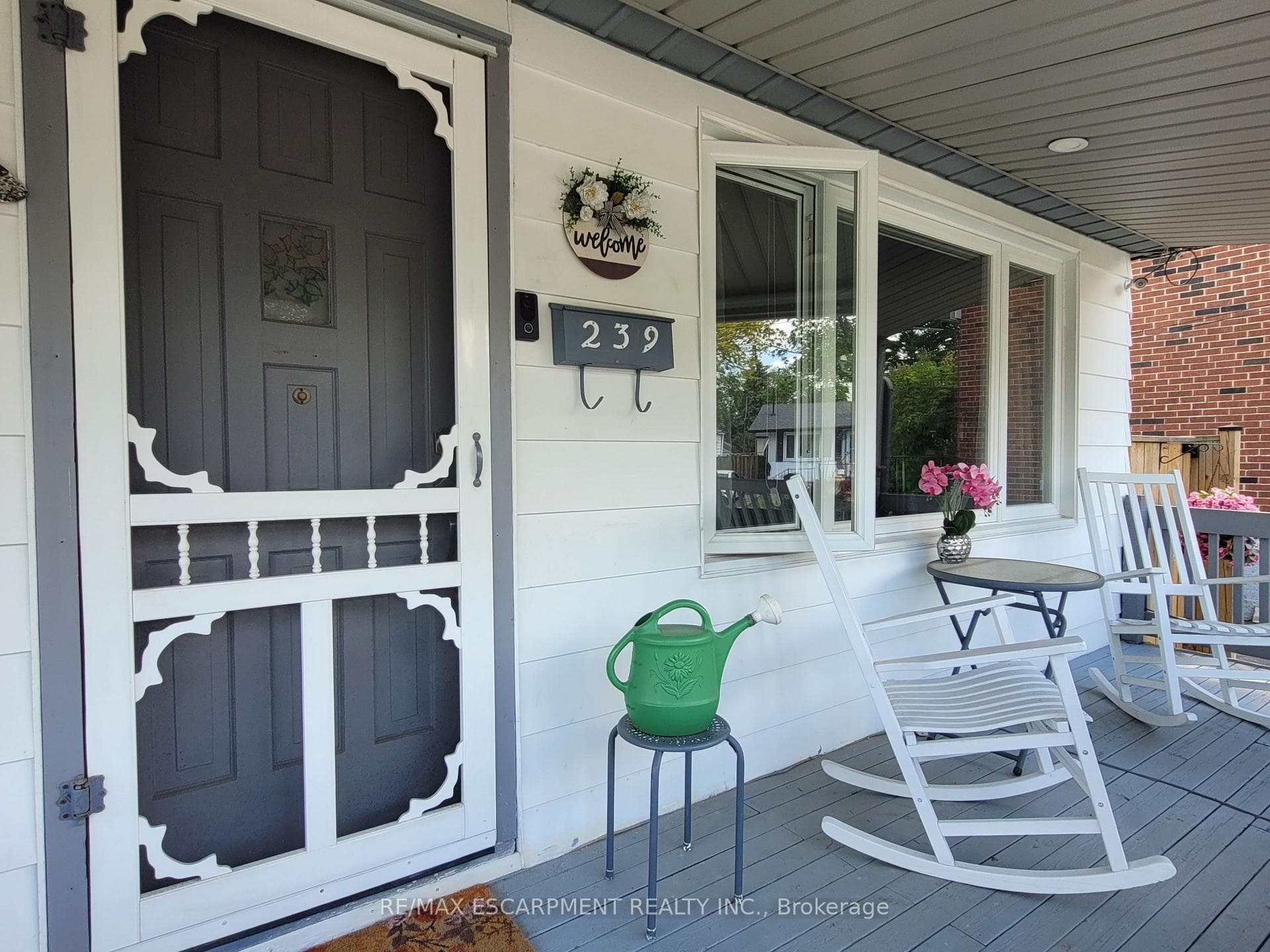 239 WEST 18TH Street photo 4