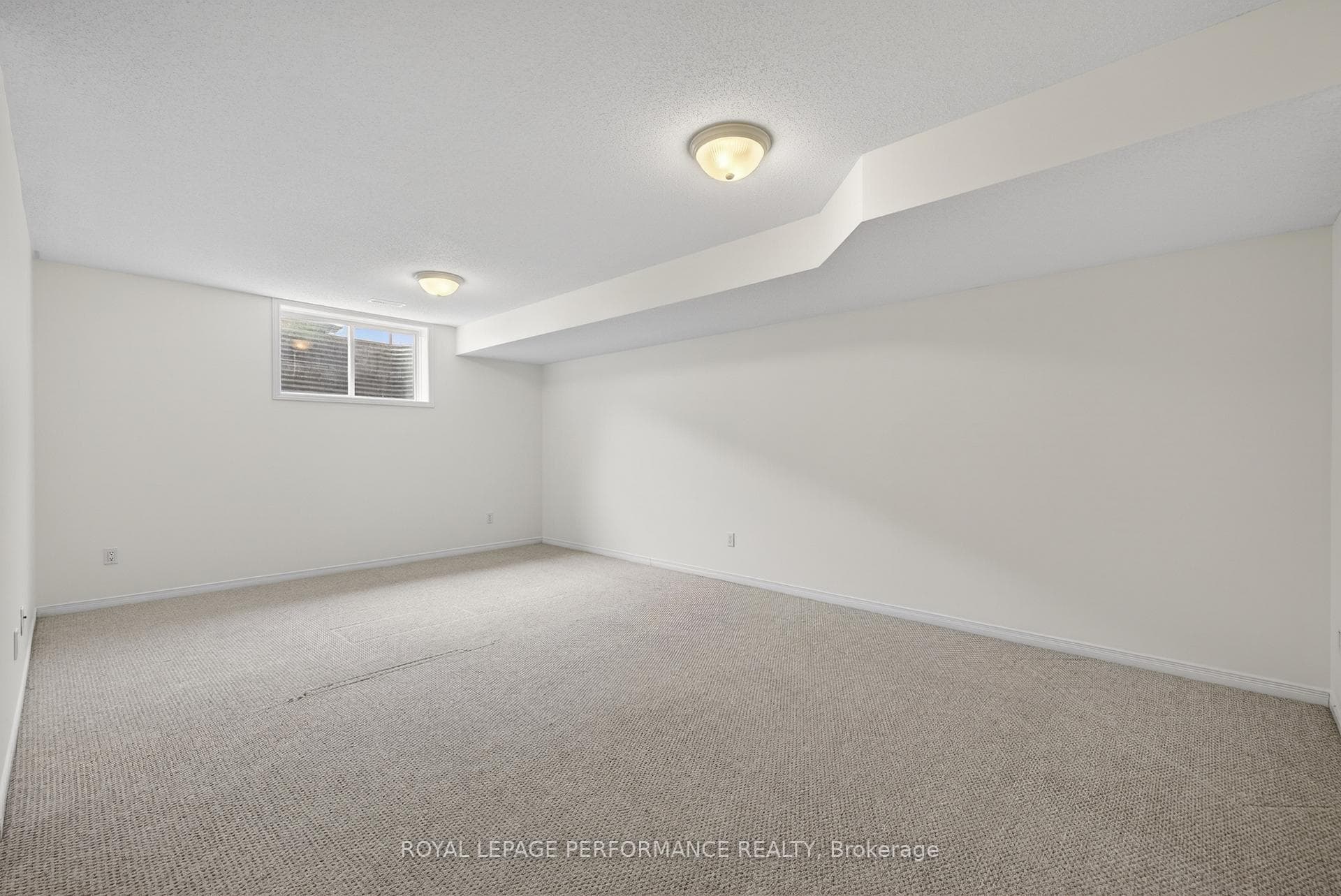 345 Nonius Street photo 28