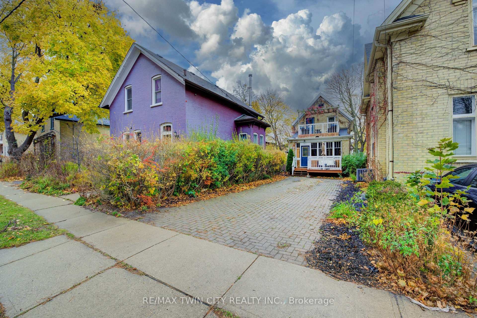118 College Street photo 5