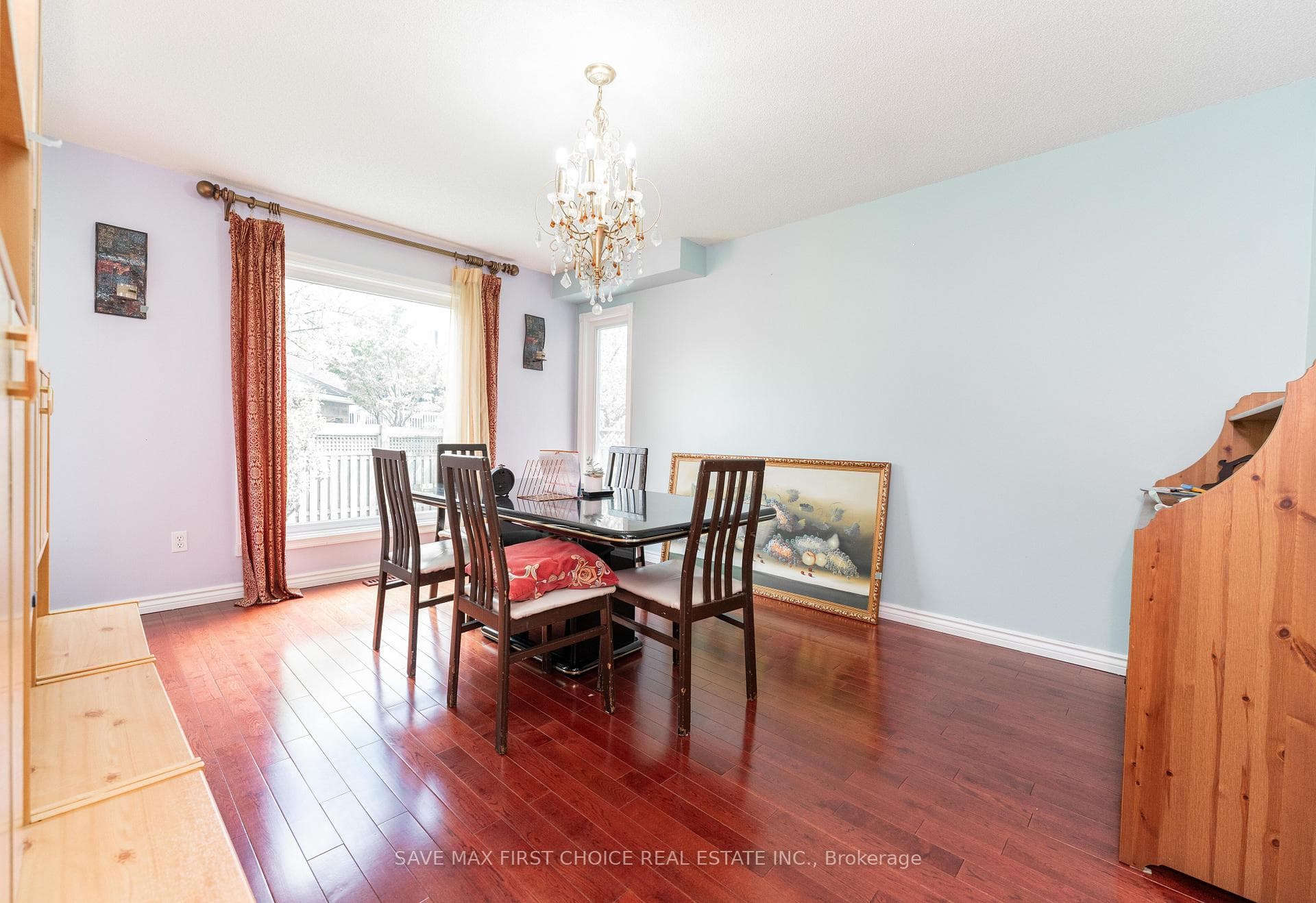 1542 Astrella Crescent photo 10