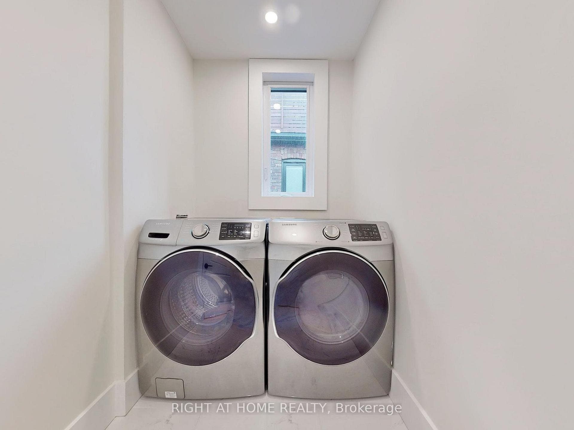847 Gladstone Avenue photo 30