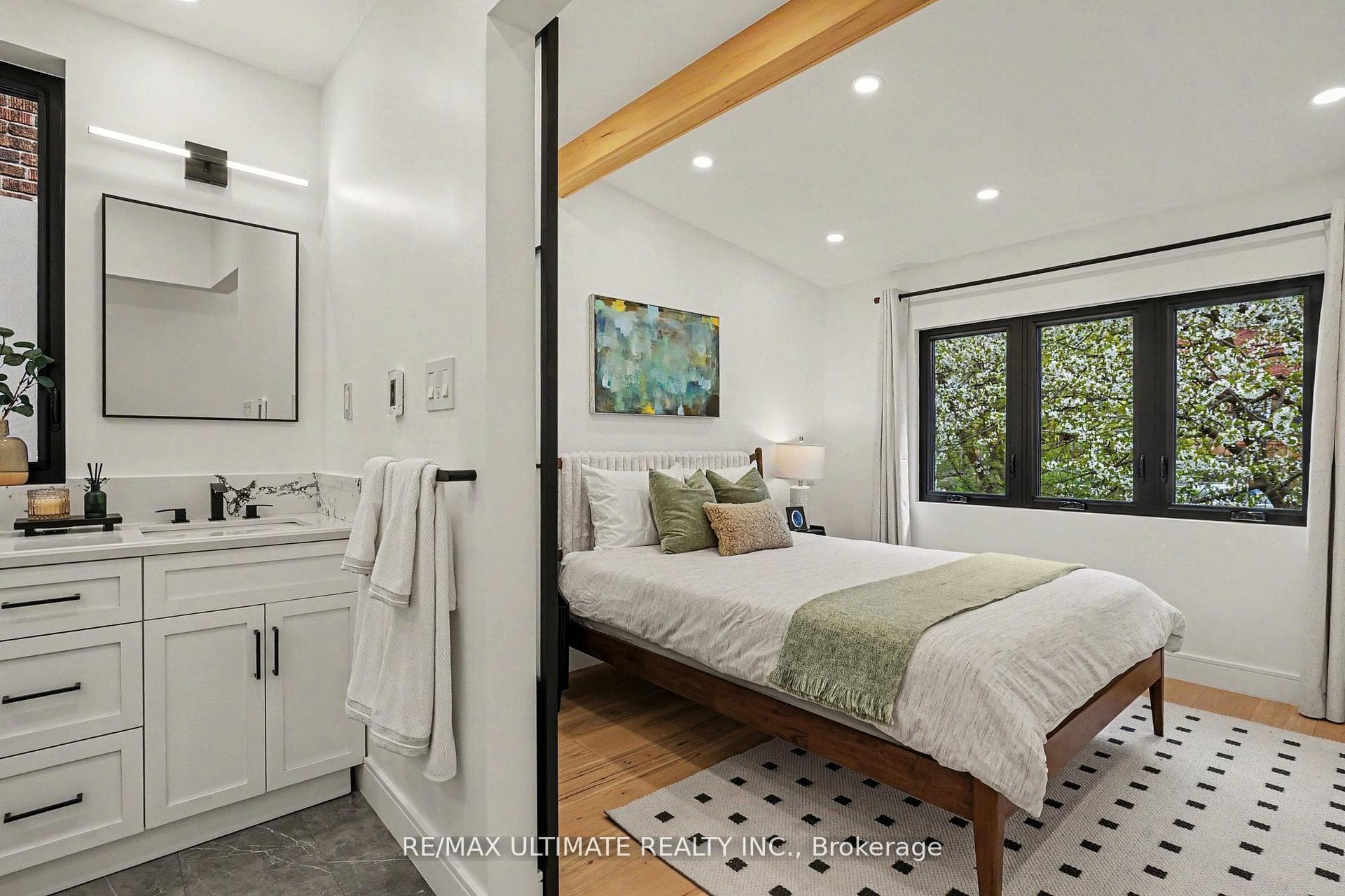 89 Alberta Avenue photo 28
