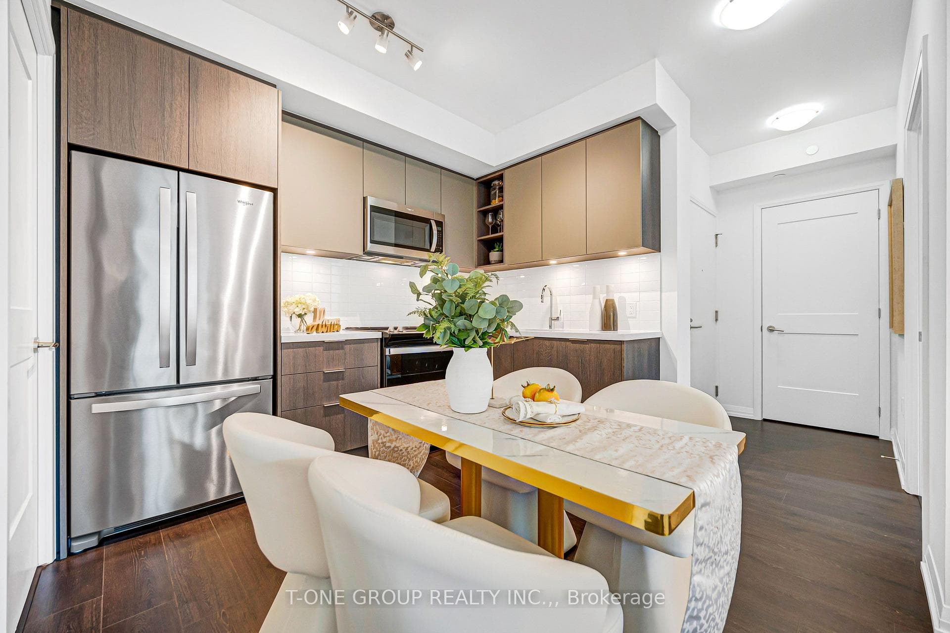 25 Holly Street Unit 610 photo 12