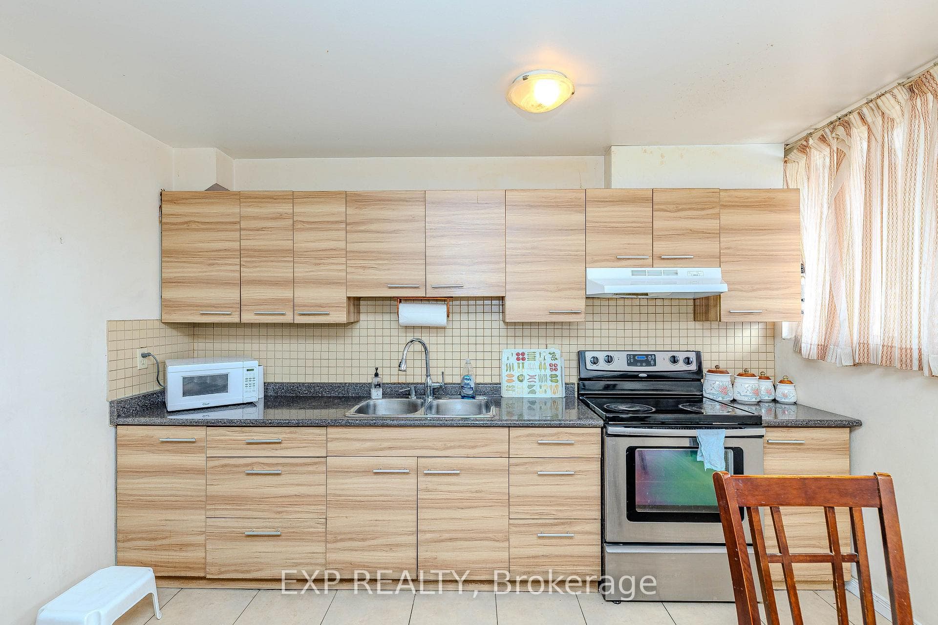 6 Sprucewood Court photo 10