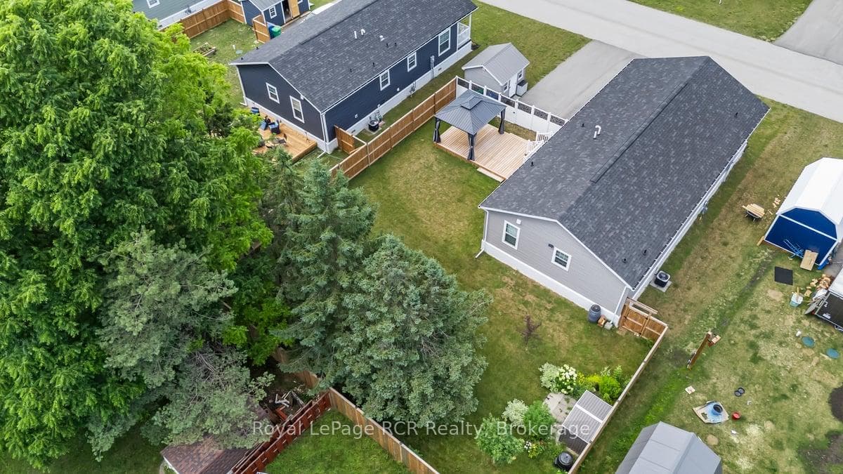 206 Spruce Drive photo 31