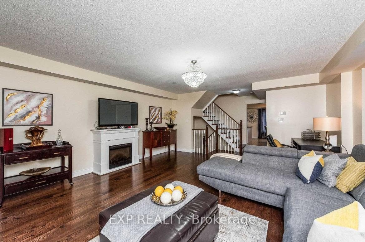 20 Blunden Road photo 15