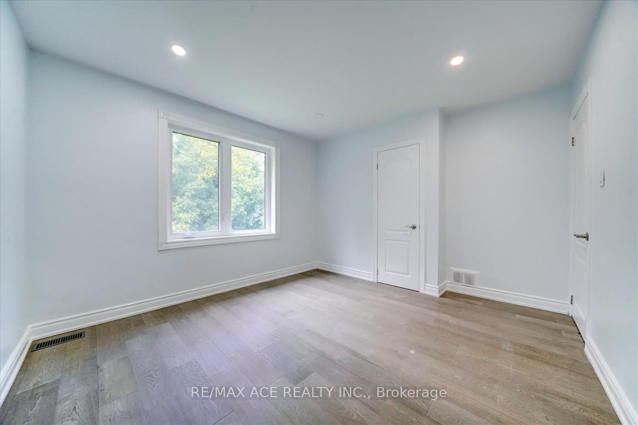 20 Martindale Road photo 16