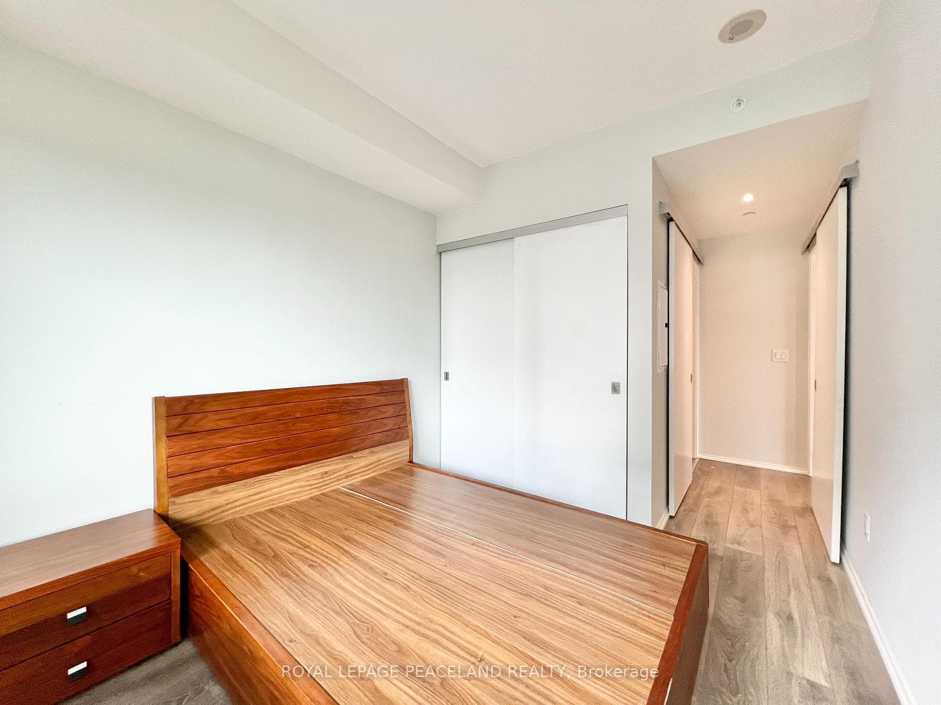 159 Dundas Street Unit 2305 photo 6