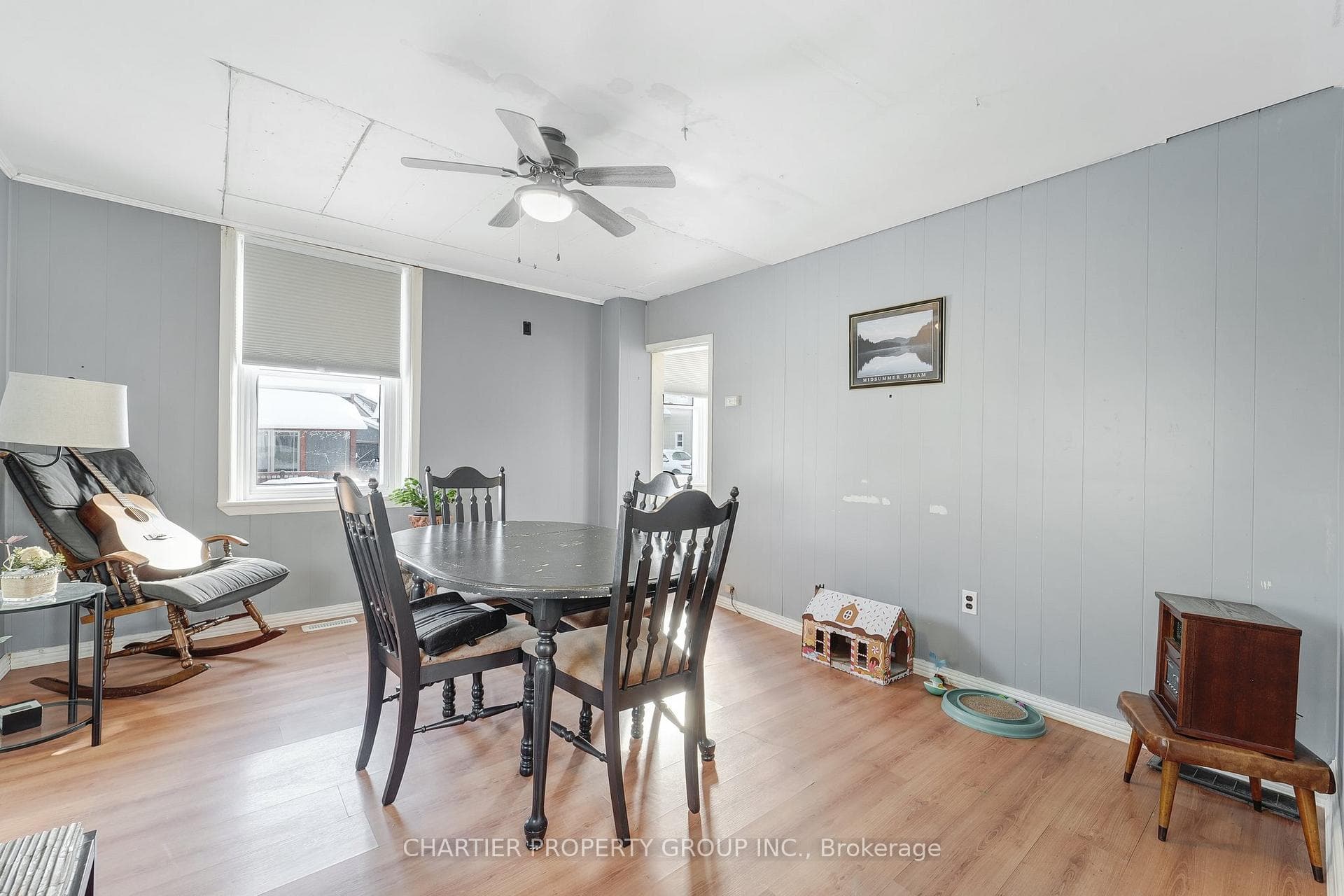 28 Albert Street photo 11