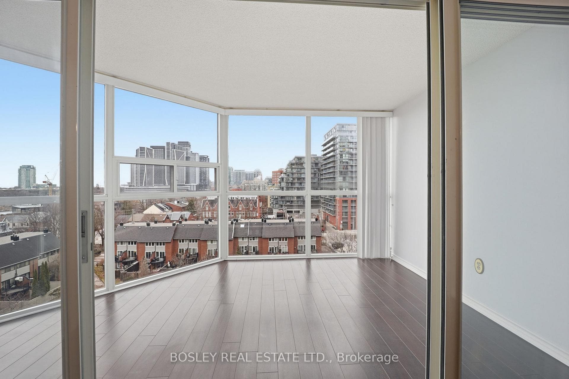 701 King Street Unit 808 photo 10