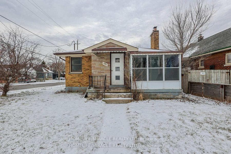 1171 Oxford Street photo 1