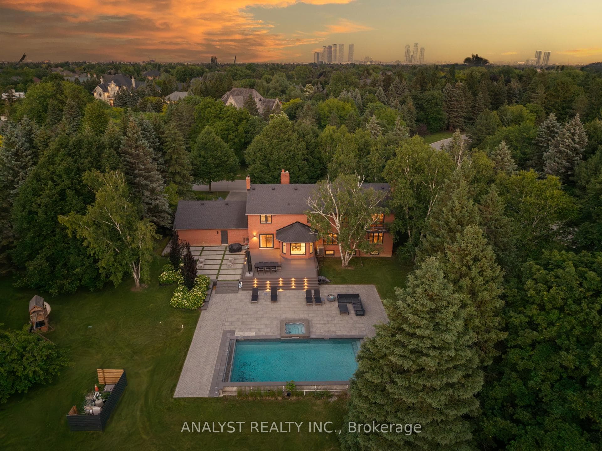 20 Fenyrose Crescent photo 44